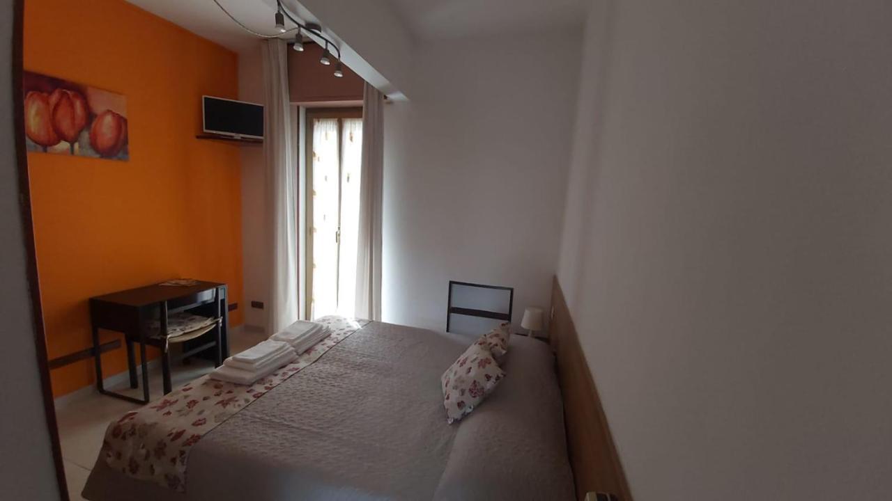 Orso Momo Hotel Calizzano Екстериор снимка