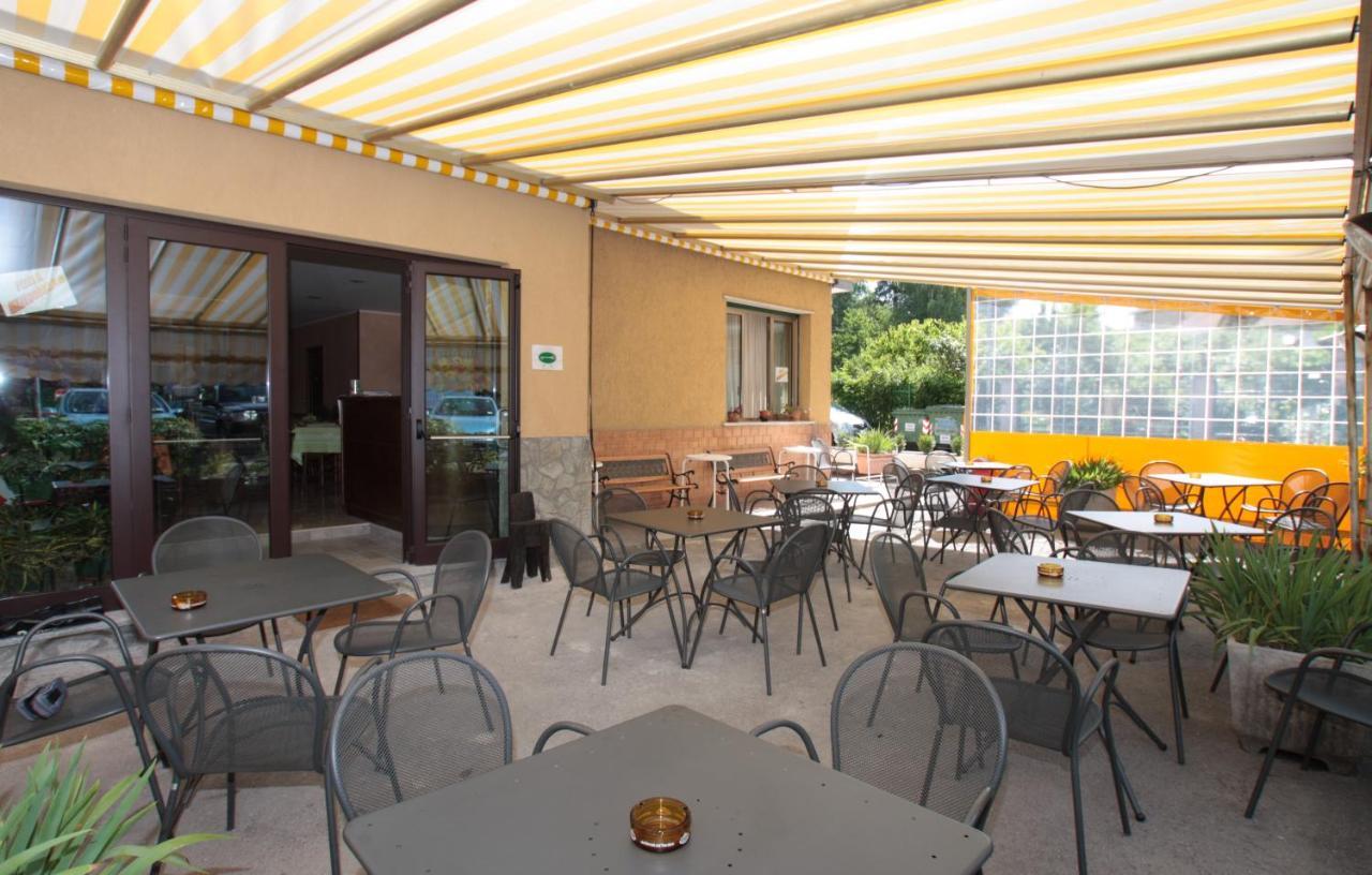 Orso Momo Hotel Calizzano Екстериор снимка
